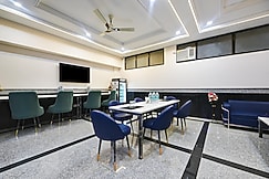 Hotel dimond near Delhi Airport, Delhi