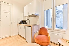 Cozy studio in the heart of the 9th arrondissement 8, Paris