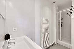 Elegant Apt - 1BDR/4P - Marais / Place des Vosges, Paris