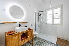 Superb One Bedroom - heart of Cannes - Terrace, Cannes