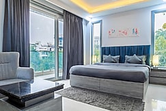 Housr Signature Tower Near Sector 29, Gurgaon