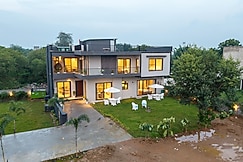 ELIVAAS Gardenia | 4 BHK Farmhouse with Private Pool, Gurgaon