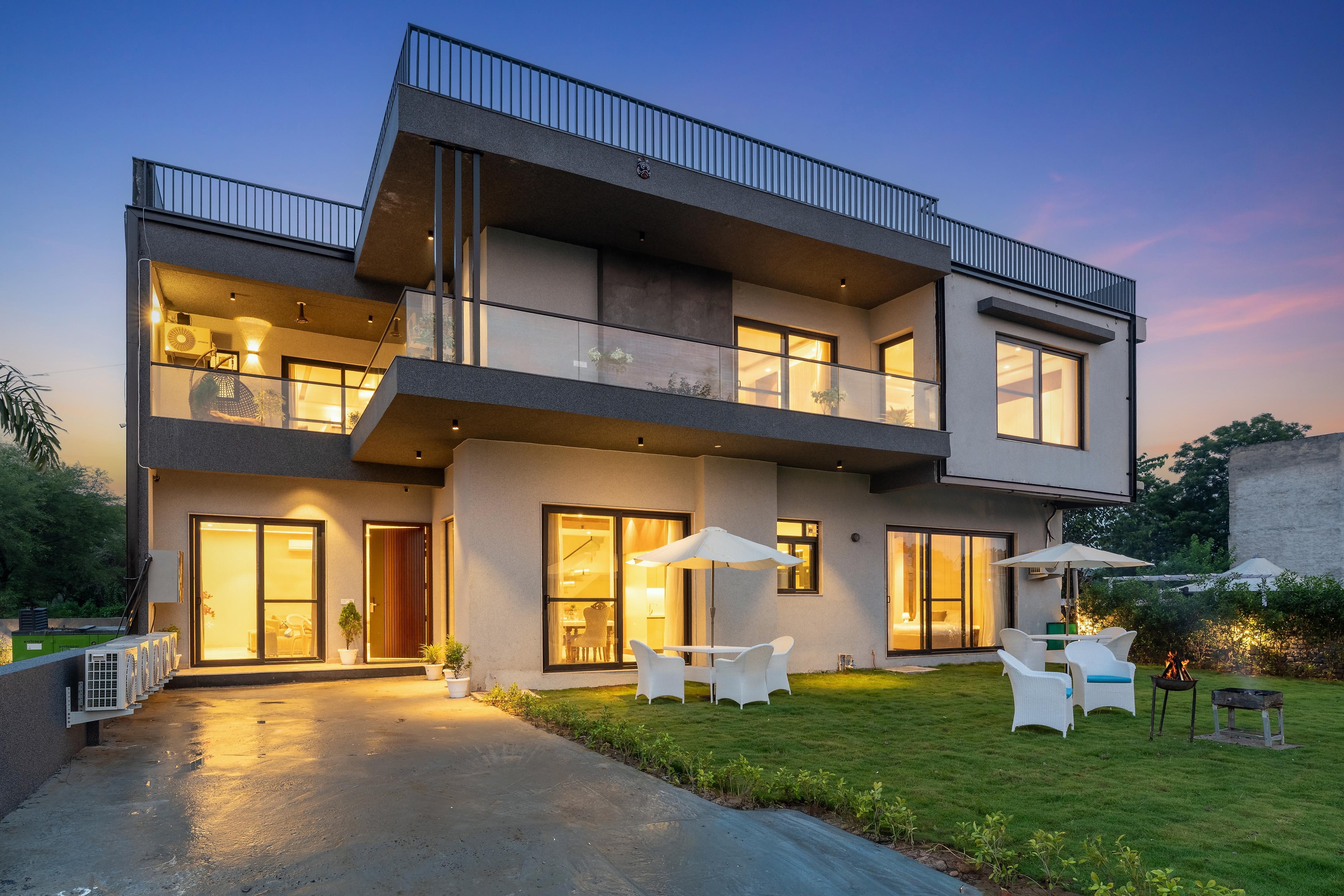 ELIVAAS Signature Gardenia | 4 BHK Farmhouse with Private Pool - Tap to explore photos