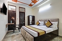 Hotel Sunshine By The Premium Villa, Delhi