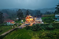 Alaya Stays by ELIVAAS Mihirikas Nirvana | 5-BHK With Bonfire Pit, Ooty