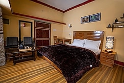 Hill Side Homestay, Chamba