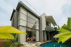 ELIVAAS Purosol | 3-BHK Villa In a Gated Complex With Private Pool & Bathtub, Goa