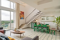 Sereno Sky - 3bhk Penthouse w/pvt jacuzzi & rooftop, Goa