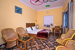 Devki Homestay Jadipani, Kanatal