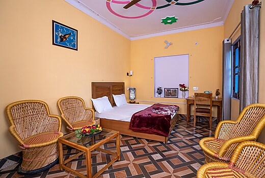 Devki Homestay Jadipani