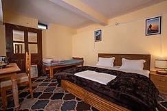 Anjali Homestay, Kanatal