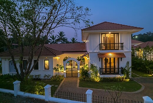Villa Asna by Noor, 3BHK with Pool in North Goa