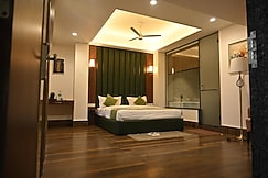 GREEN WAY HOTEL AND RESTAURANT, Sri Ganganagar