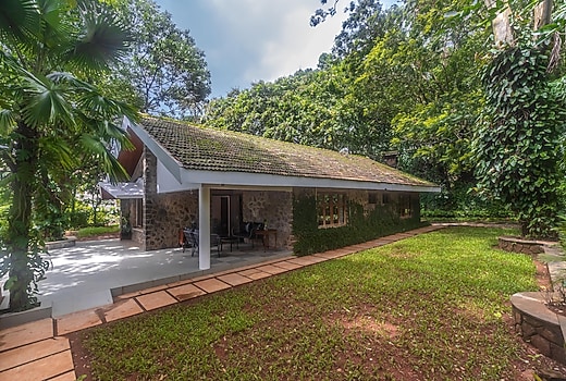 SaffronStays Ivy Stone