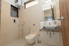 Mercury stays - Luxe Villa 4BHK with Pvt Pool, Lonavala