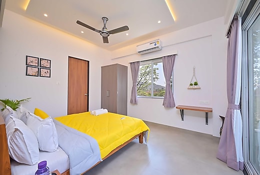 6BHK - White Castle Villa