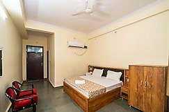 Omji Ashram - Kathiya Mandir | 2km from Ram Temple, Ayodhya