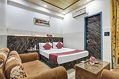 Hotel revive By The Premium Villa, Delhi