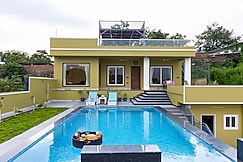 ELIVAAS Signature Lakemount | 2 BHK with Pvt Pool at Fatehsagar Lake, Udaipur