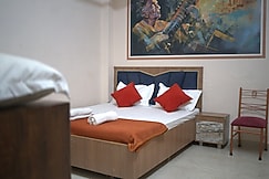 Kashi Vibes Hostel | Rooms & Dorms, Varanasi