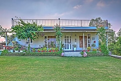 Alaya Stays Aravale Farm | Pet friendly 4 BHK & Aravali Views, Nuh
