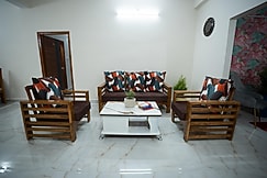 Yellow bells 3bhk Serviced Apartments Hitech City, Hyderabad