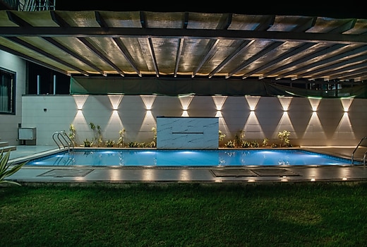 Grazio Villa By The party Citadel