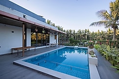 White Mansion, Navsari