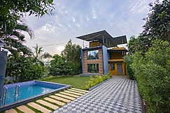 Reyanshee villa, Mandvi, Surat