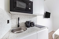 Welcoming apartment - 1BR/4P - Eiffel Tower, Oise