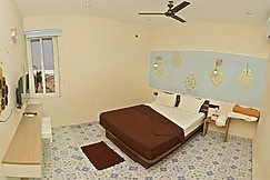 MK Beach Day Mahabalipuram, Mahabalipuram