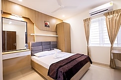 Sree Homestay service apartment, Erode