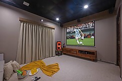 5BHK With Pool & Theater Room, Lonavala