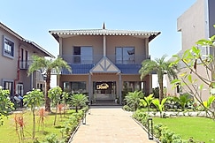 Gold Lion Resort, Sasan Gir