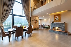 SaffronStays Pebble House, Dehradun