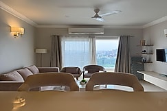 SKYSCAPE RETREATS, Manesar