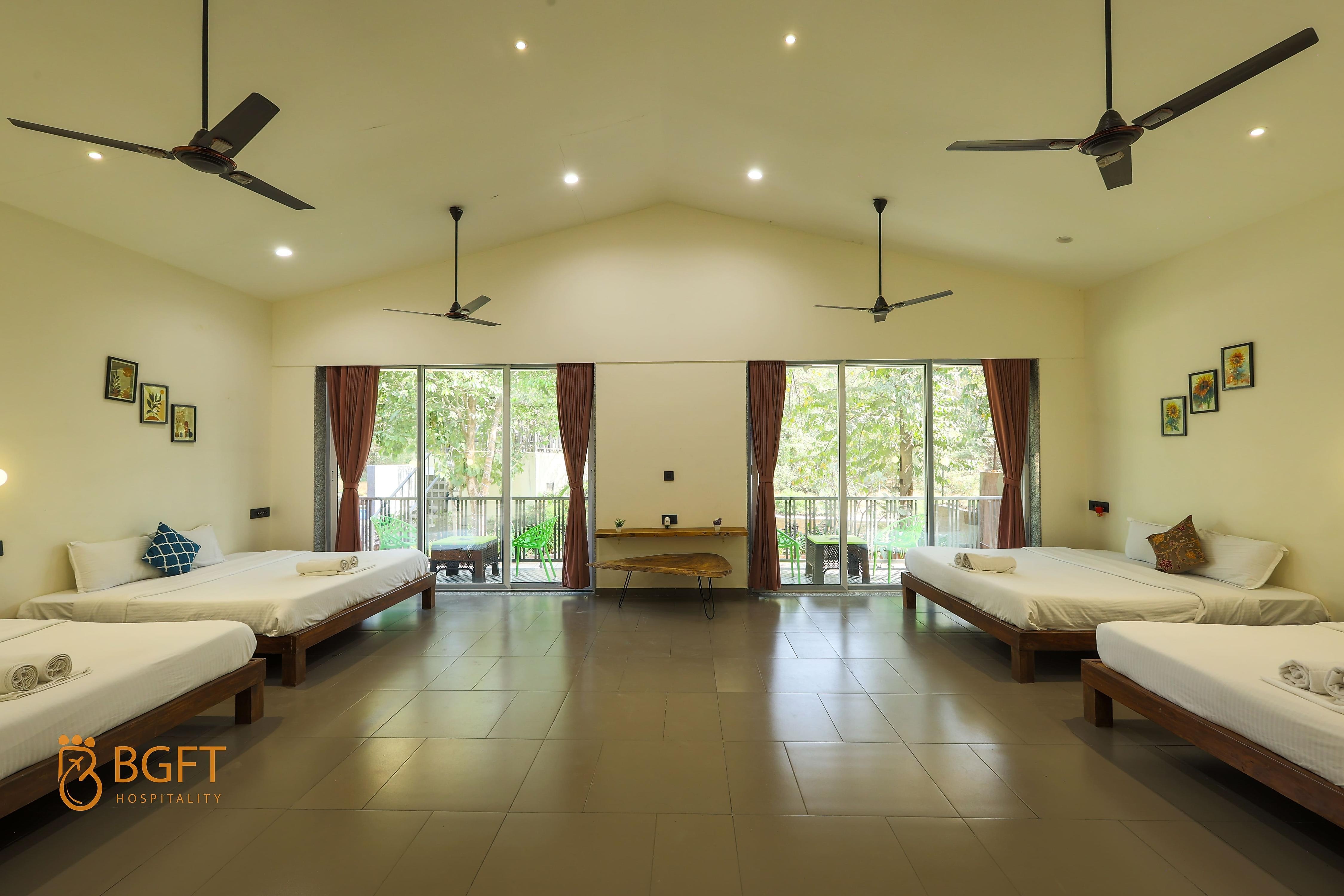 AC Family Cottage with Balcony 1
