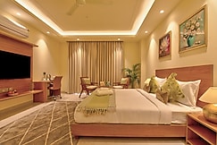 Dwellr Luxury Stays, Gurgaon