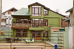 The Velvet Nest Entire 3bhk villa, Srinagar