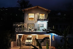 ELIVAAS Lakefront 4BHK Villa with Attic & Common Patio, Bhowali