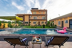 ELIVAAS Abhinandan Farm 7 BHK Villa, Jaipur