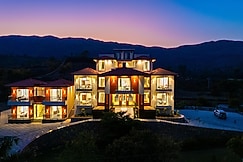 ELIVAAS Godan | 1-Room Suite With Private Balcony, Udaipur