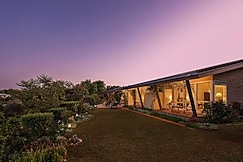 SaffronStays Vinayalam, Koyananagar