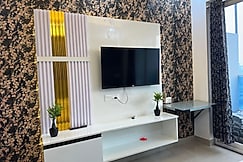 Sky view stay, Greater Noida