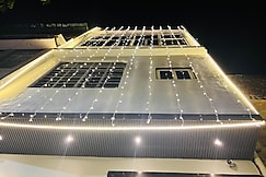 Keshavam Retreat, Mathura