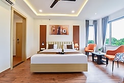 Hotel Luxury Inn, Udaipur