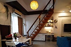 Dishney Den|2BHK luxe Attic-Pvt terrace & pool-Hill view, Goa