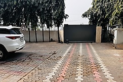 Ambar villa, Mohali