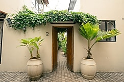 Amor villa by giraffe stays, Goa