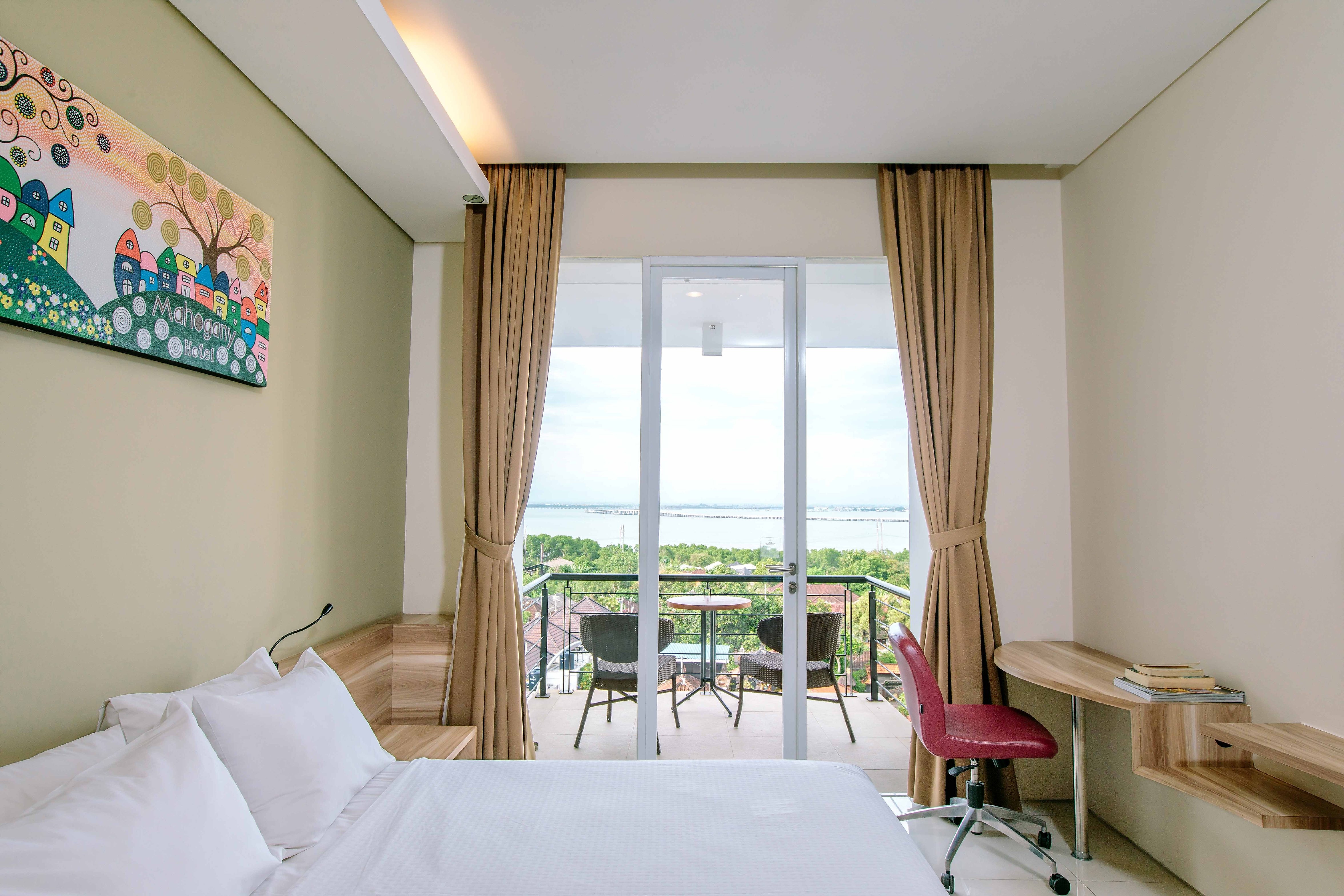 Mahogany Hotel Bali - Tap to explore photos